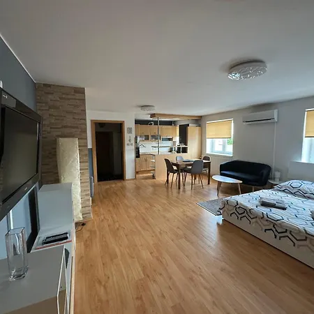Guest house Miromar