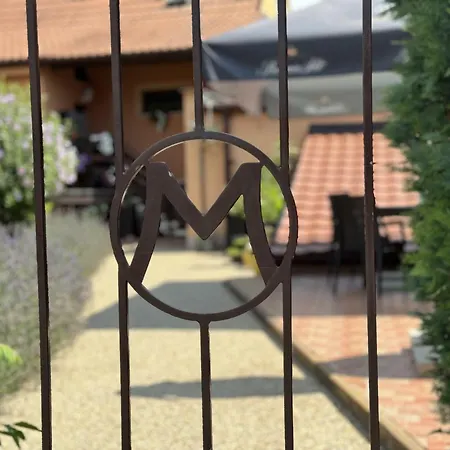 Miromar Guest house Podivin